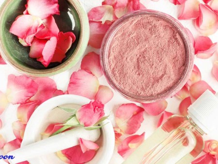 rose petal powder