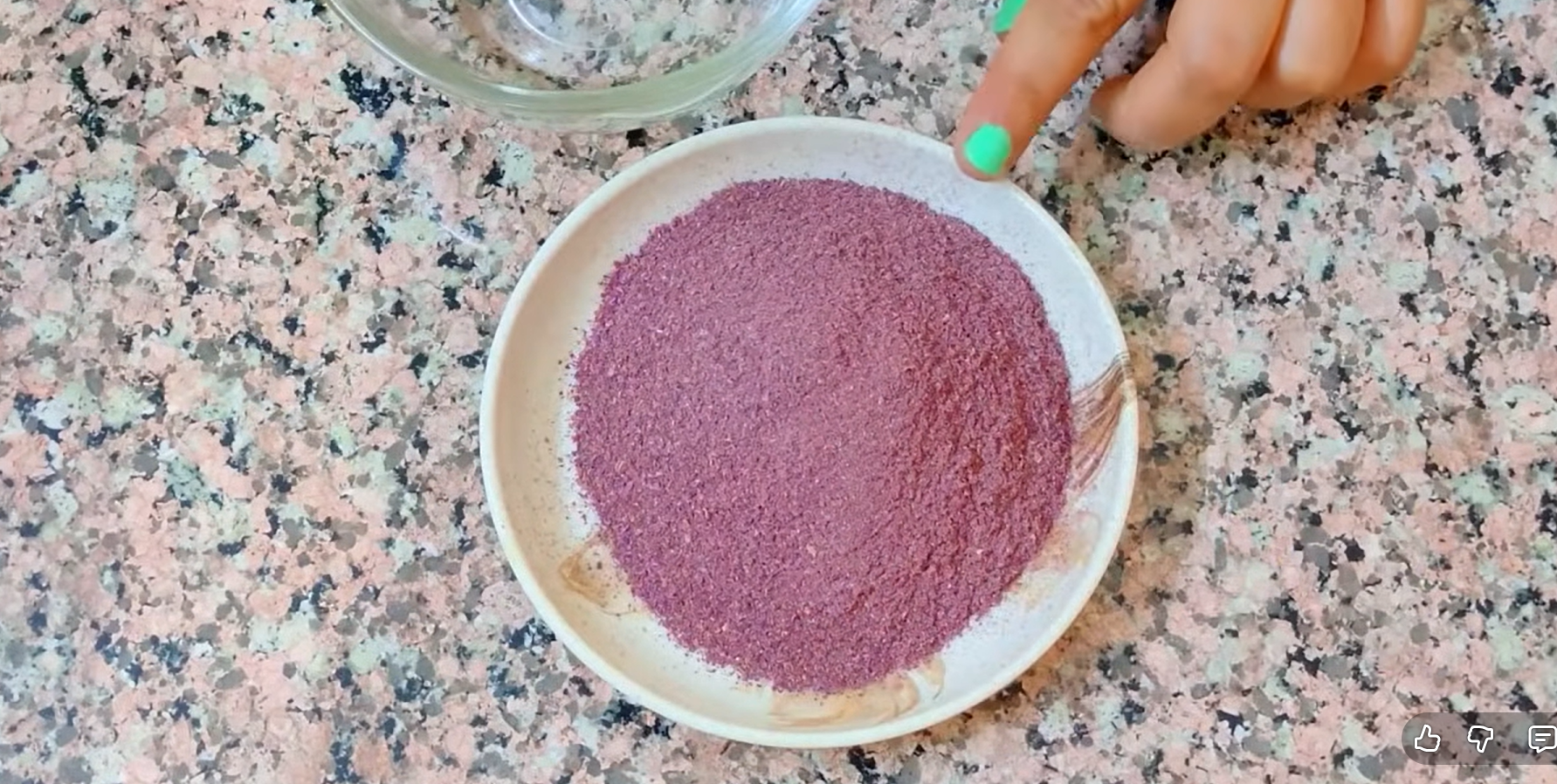 গোলাপ ফুলের পাউডার