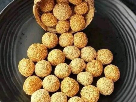 তিলের নাড়ু