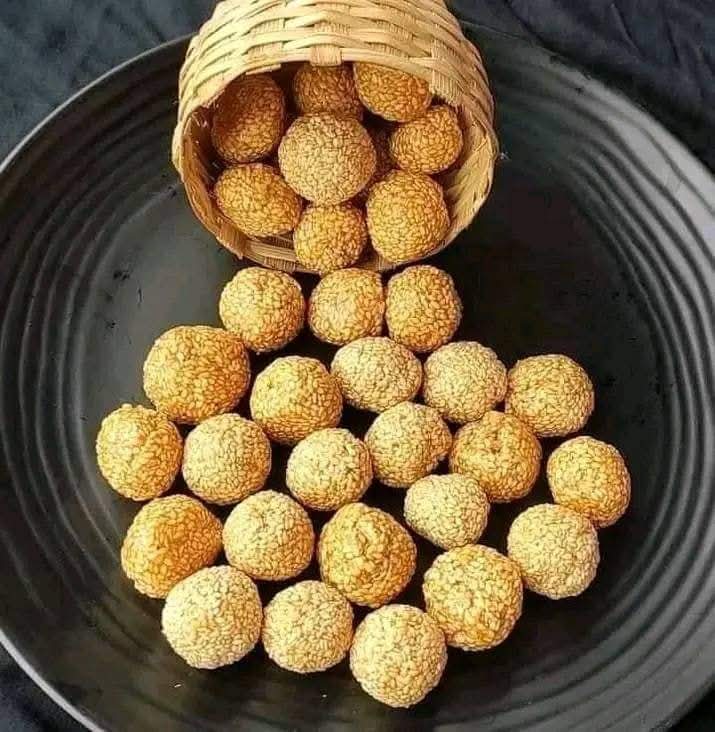 তিলের নাড়ু